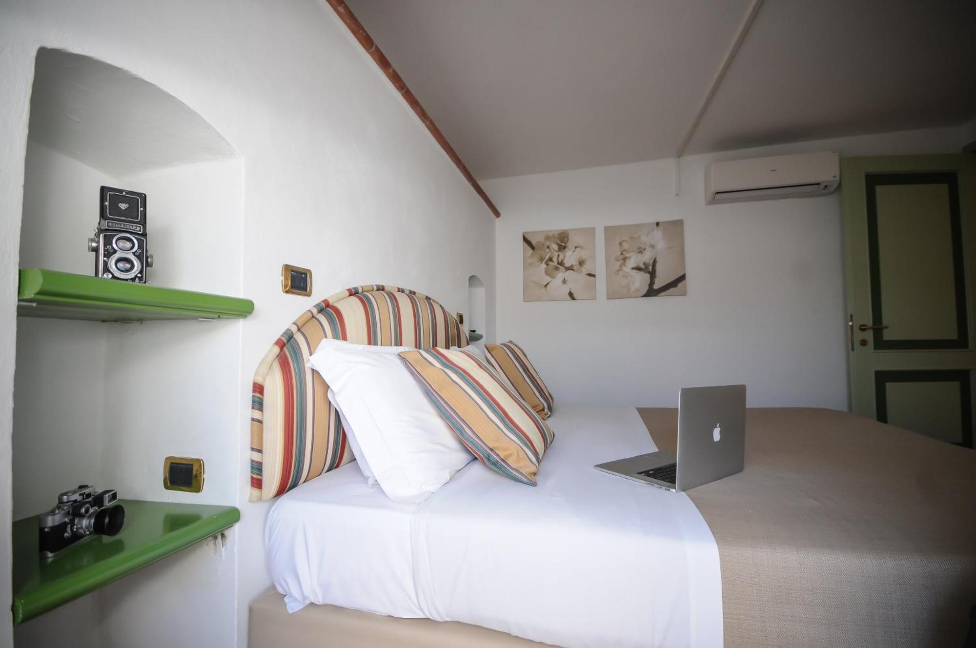 Hotel Tirreno Marina di Massa Kültér fotó
